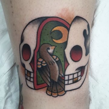 Tom Tattooer Skull Tattoo