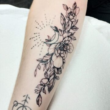 Lizzie Tattoo Artist Apprentice 4